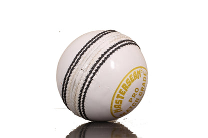 MasterSeam™ Pro Match Grade Level 1 – White Leather Cricket Ball - Box of 6